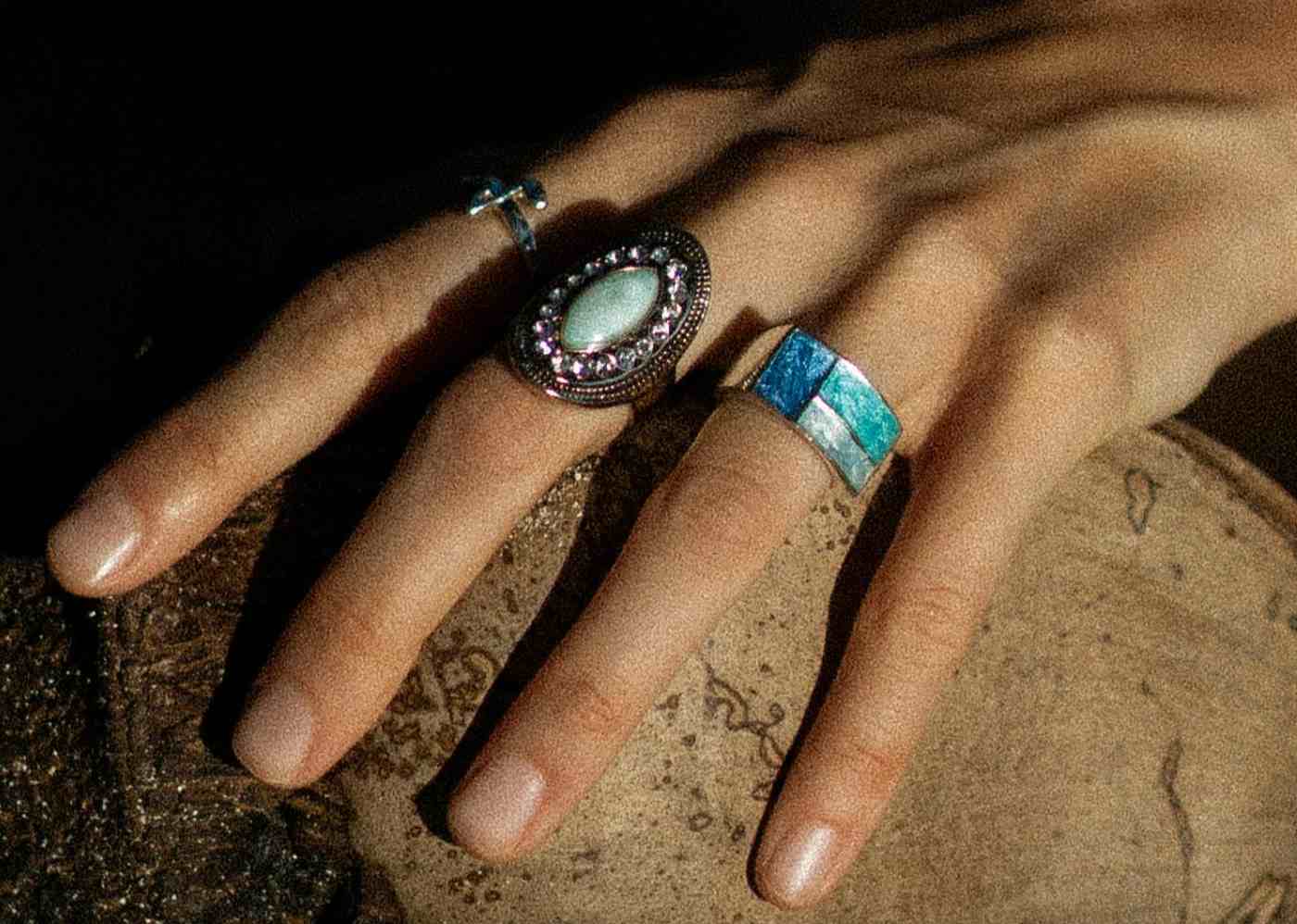 Comment polir une bague en opale