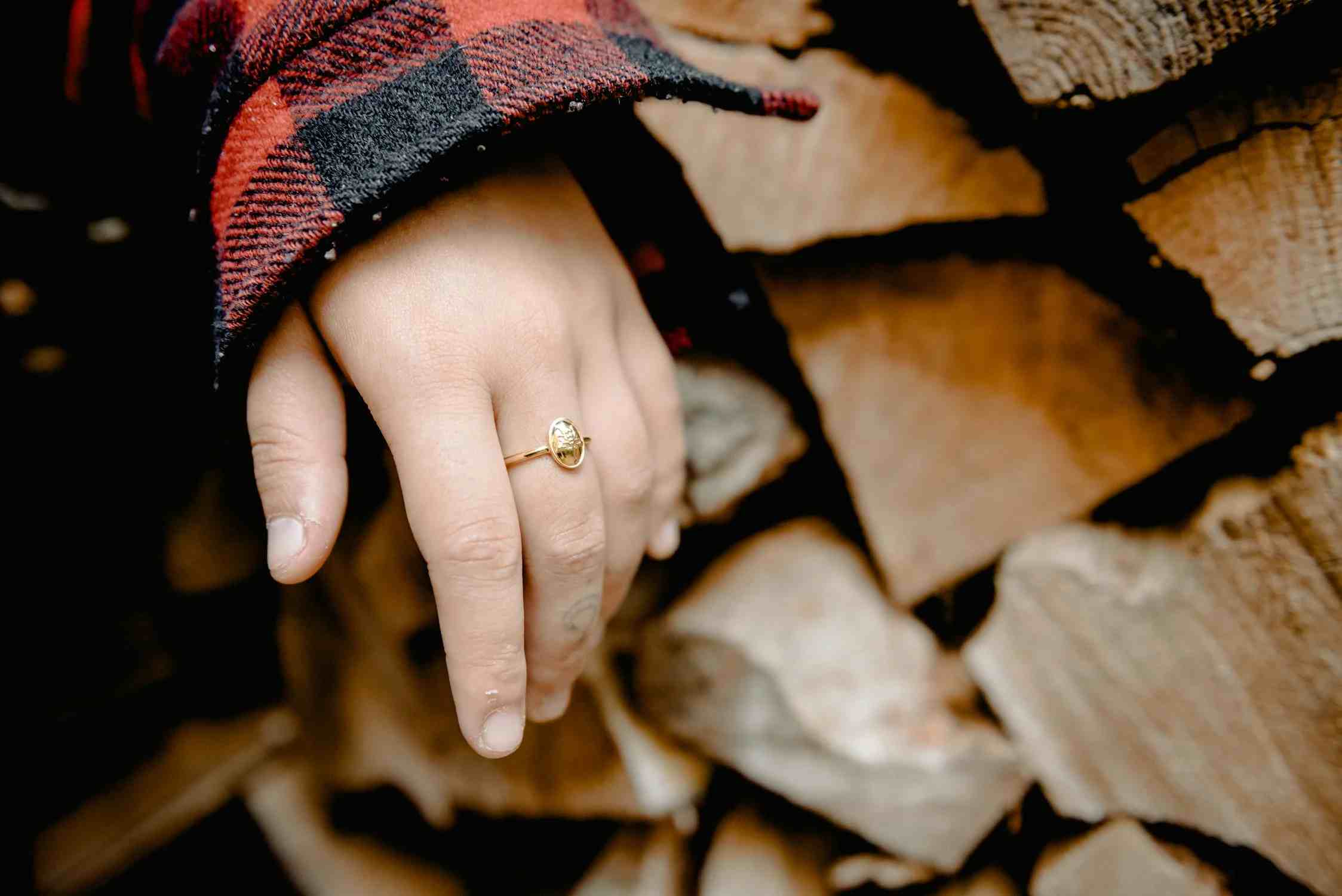 how to keep a ring from spinning