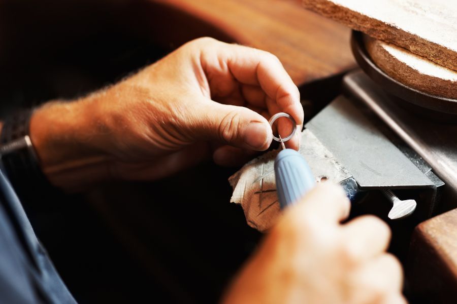 Fabrication d’une bague en bois