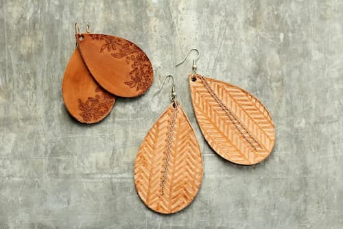 how to make leather earrings