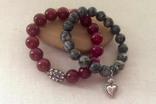 Elastisches Perlenarmband