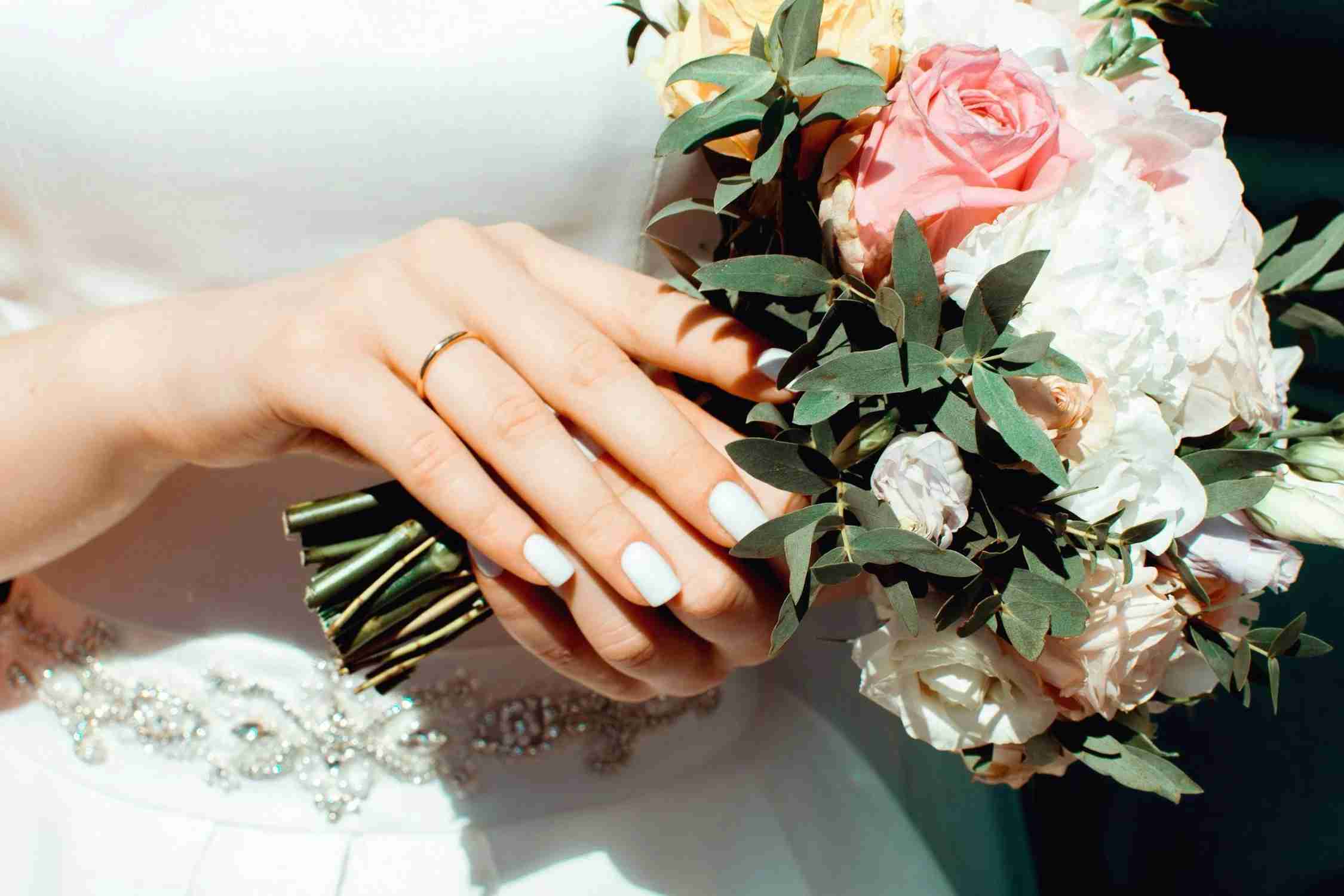 how to wear wedding rings