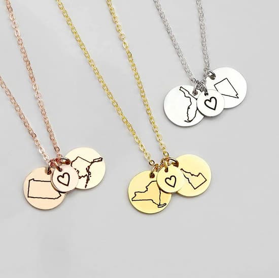 Collier à breloques