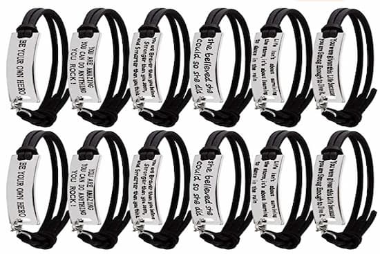 Armbänder mit Botschaft