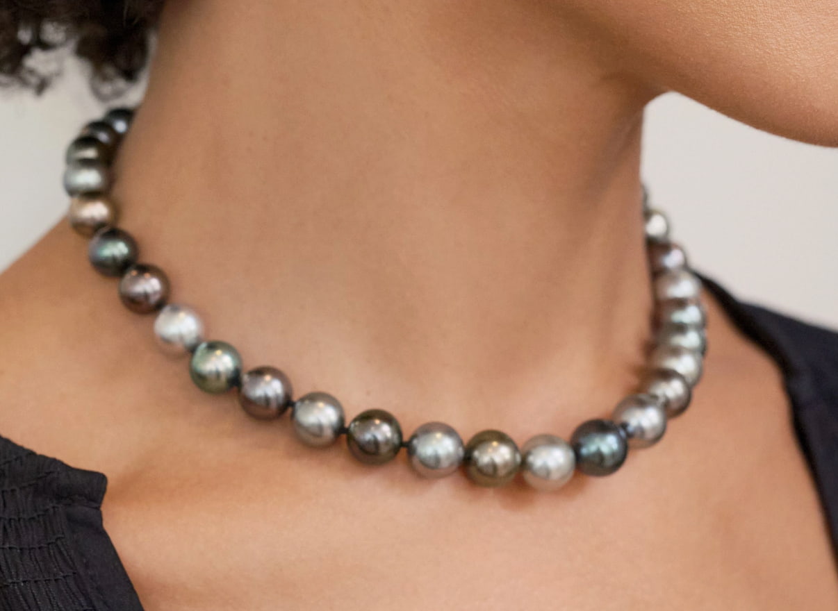 Collar de perlas multicolor